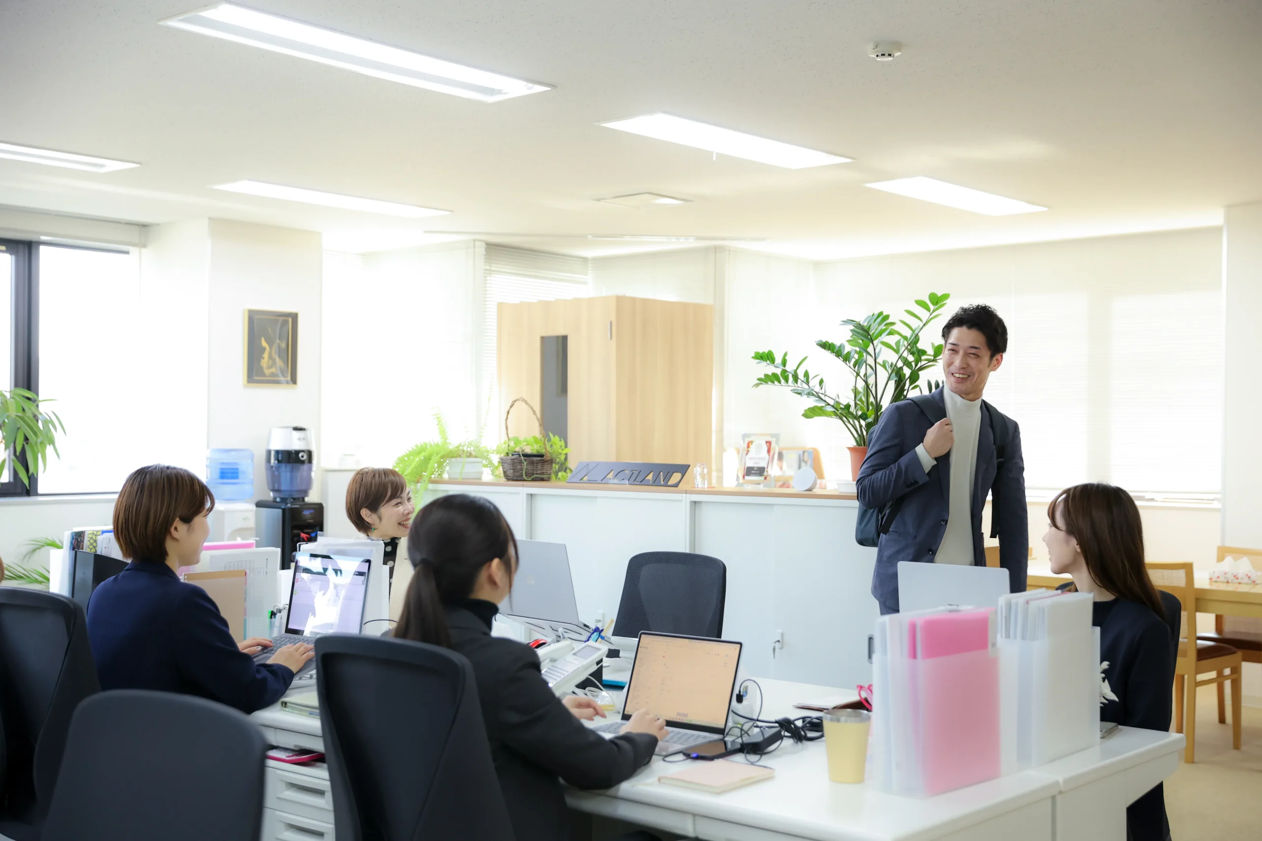 Actland　採用サイト　社内の雰囲気