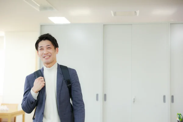 Actland　採用サイト　営業マン